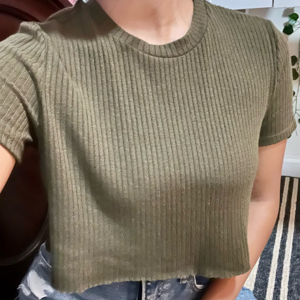forever 21 ribbed army green crop top